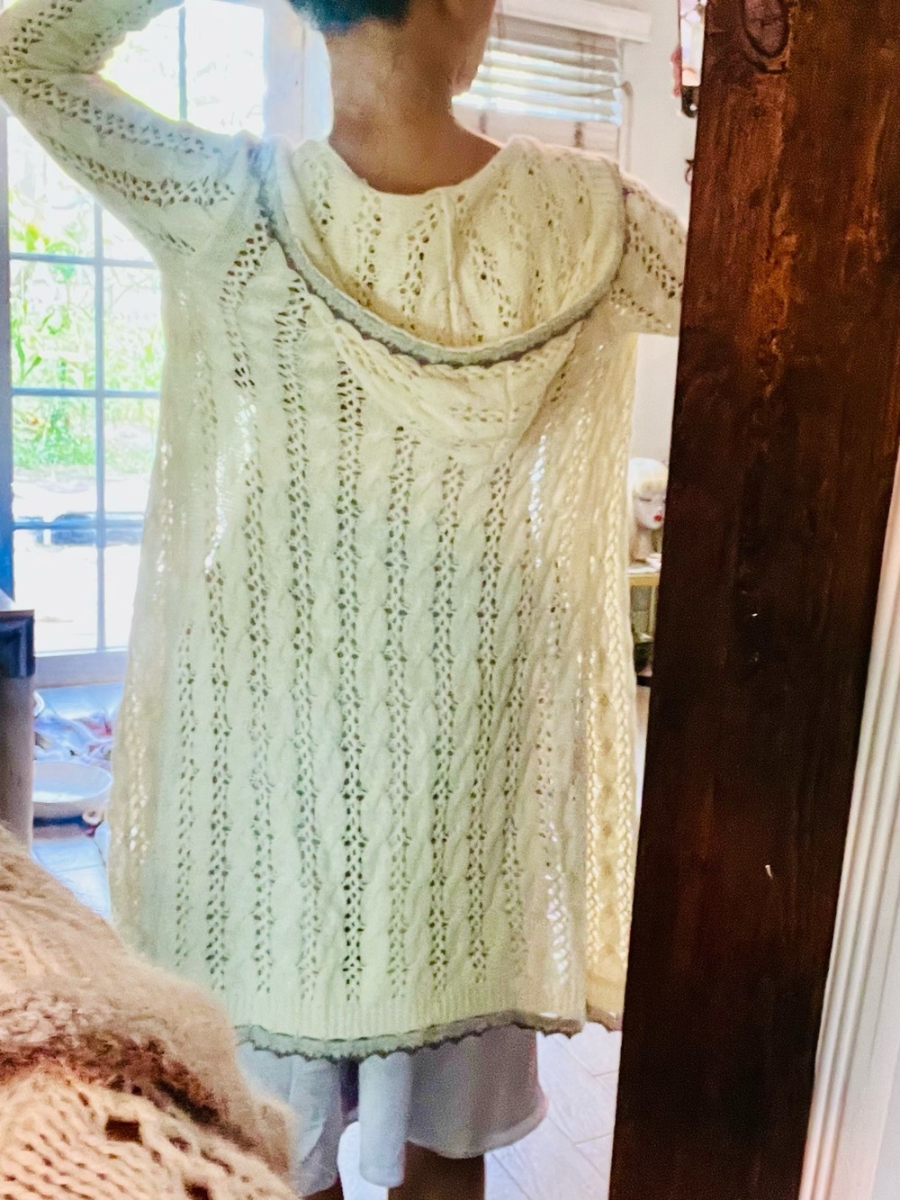 So soft & Beautiful Knit Hooded Long Cardigan Sweater Excellent Condition!! - Picture 2 of 15